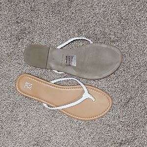 Women Sandals - White and Tan
